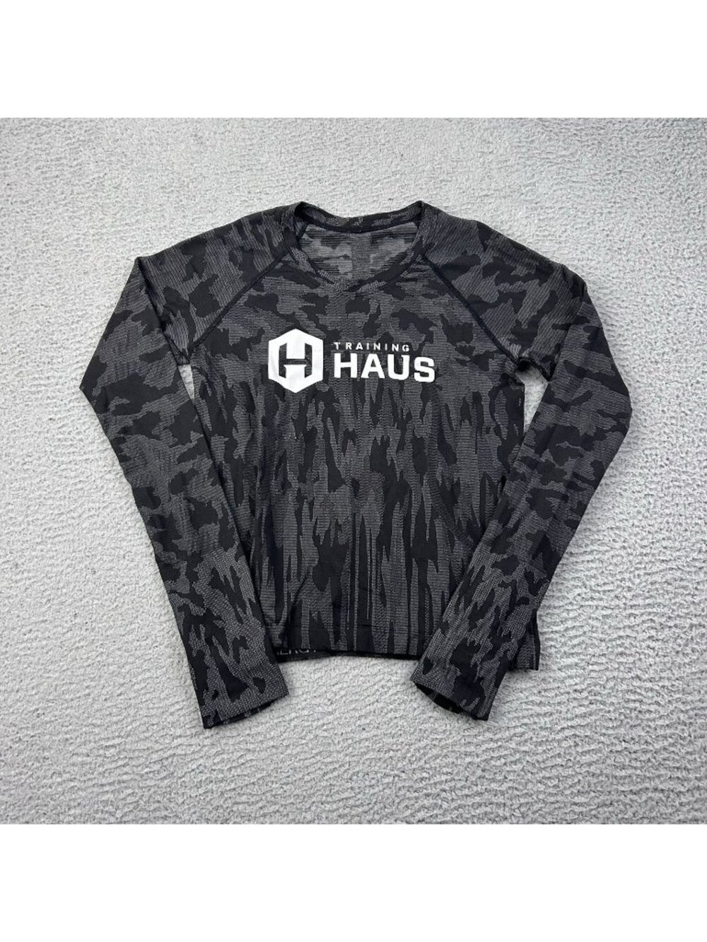 Lululemon Swiftly Tech Training Haus Women’s Long Sleeve Shirt Size 6 Black